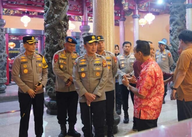 Kapolda Sumsel Tinjau Pengamanan Sejumlah Klenteng di Palembang, Pastikan Malam Imlek Berjalan Aman
