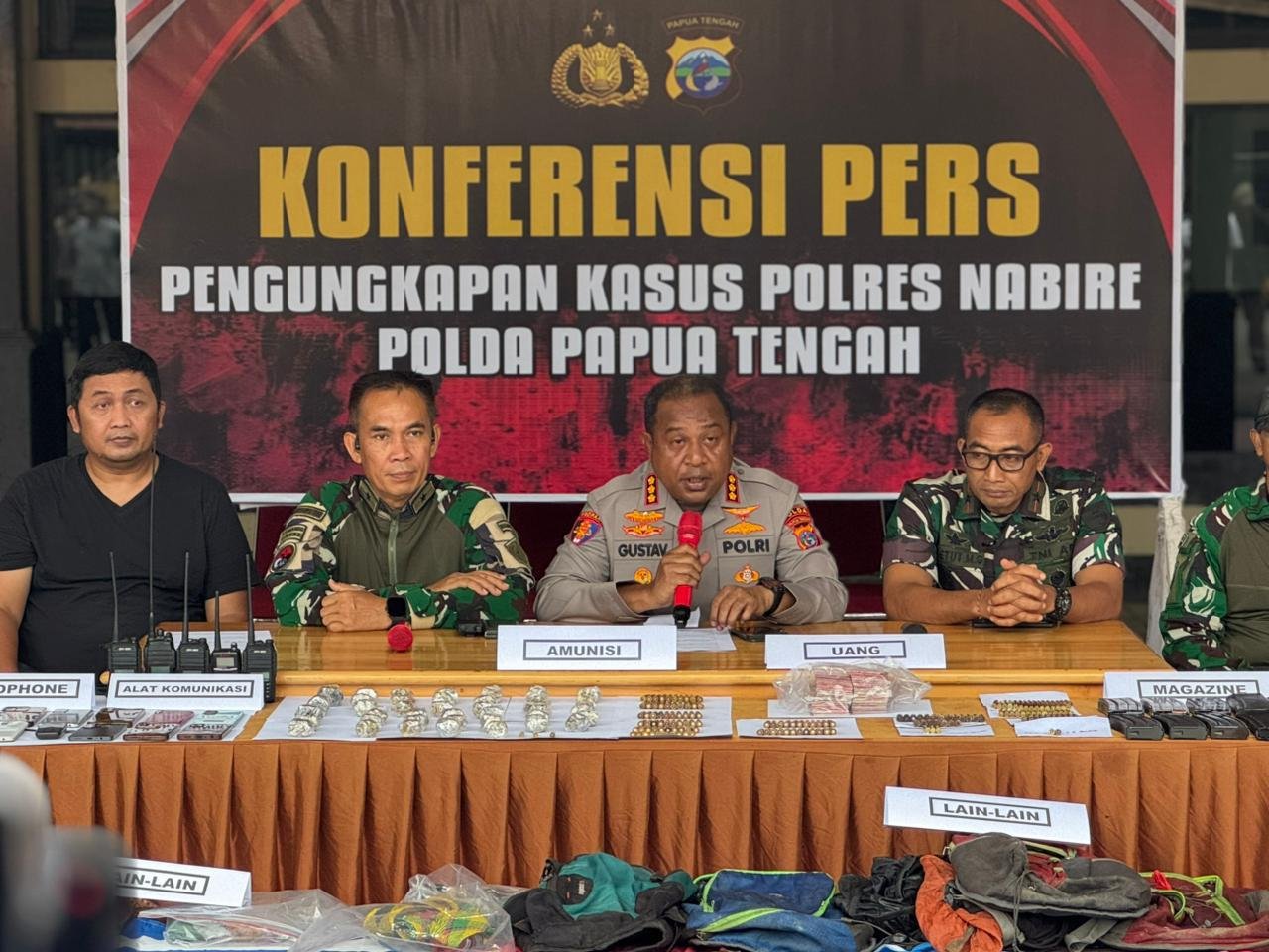 TNI-Polri Bongkar Kamp KKB di Nabarua, Ratusan Amunisi & Uang Puluhan Juta Diamankan