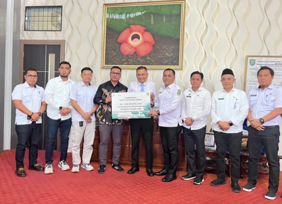 Warga Perjuangkan Hak, Bupati Benteng Terima Hibah Dari PT SIL Rp 2 Miliar