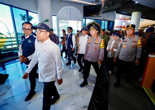 Tinjau Arus Mudik di Pelabuhan Merak, Kapolri Pastikan Beri Pelayanan Maksimal