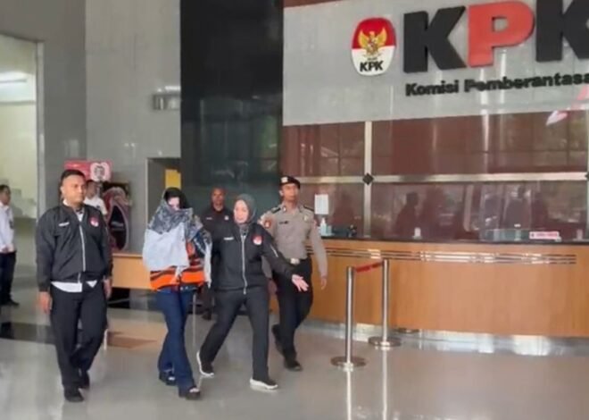 Kpk Ott Bupati Pekalongan, Fadia Arafiq: Saya Tak Terima Sepeserpun