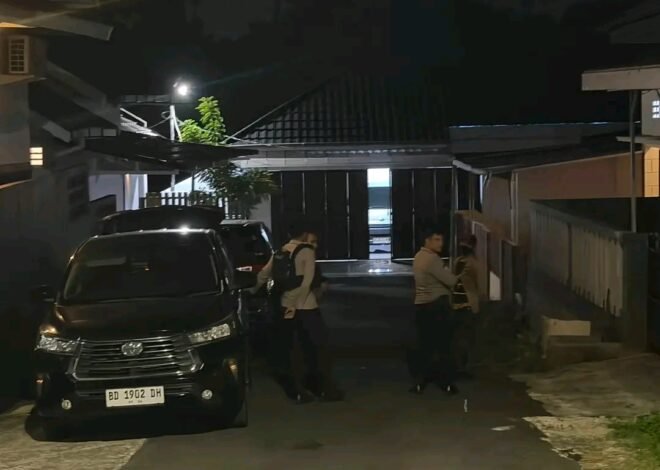 Heboh! Tim Diduga KPK Datangi Rumah Kadis PUPR Kota Bengkulu, Isu OTT Menguat
