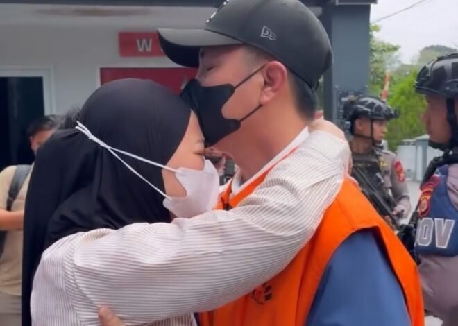 Diwarnai Isak Tangis Keluarga, KPK Titipkan Bupati Rejang Lebong Nonaktif Fikri Thobari di Rutan Malabero