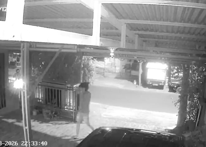 Motor Honda Beat Milik Warga Kebun Beler Raib di Teras Rumah, Dua Pelaku Terekam CCTV